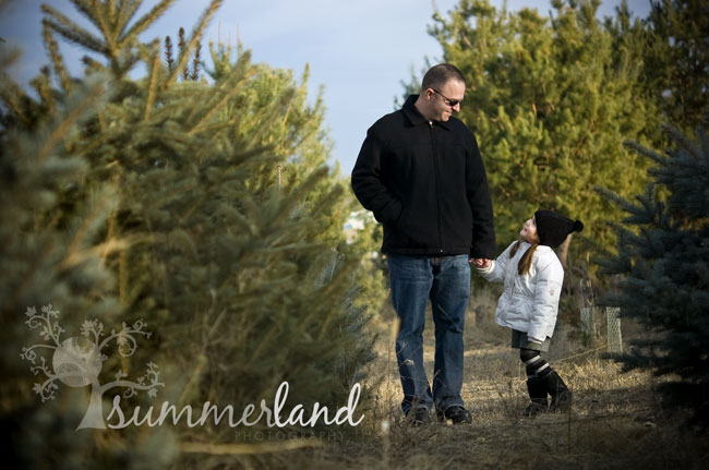 little girl and her father  during Summerland Photography child portrait session in Moses Lake