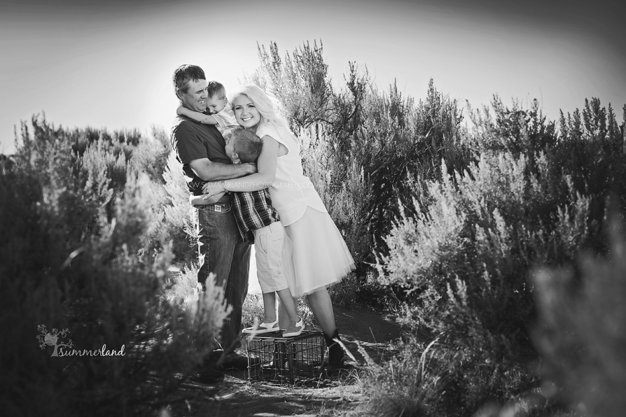 Black and white photography in Tri-Cities, Washington